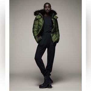 Zara Water and Wind Jacket Sz M